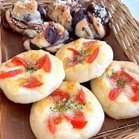 ＊フレッシュトマトチーズパン
＊ココアねじりパン|さっちんさん