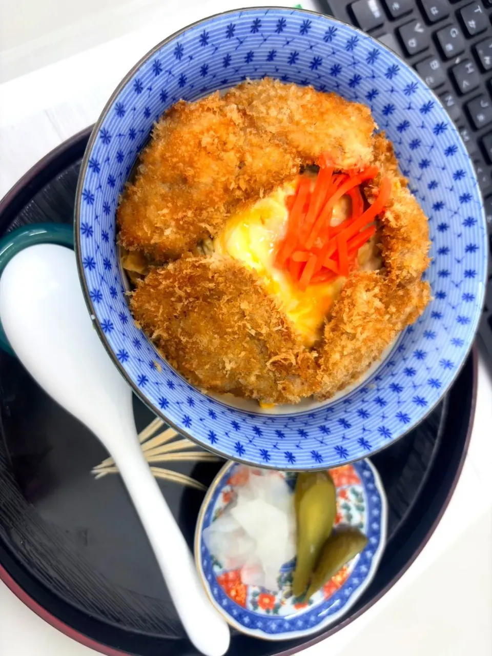 🐣🐷 たまごでとじないヒレカツ丼 🐷🐣|TakeBooさん