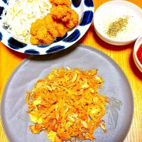 フライドチキン
味噌風味のにんじんしりしり🥕
大根の葉のじゃこ炒め|naoさん