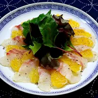 真鯛のカルパッチョ　中西さんのお父さんの甘夏とともに。