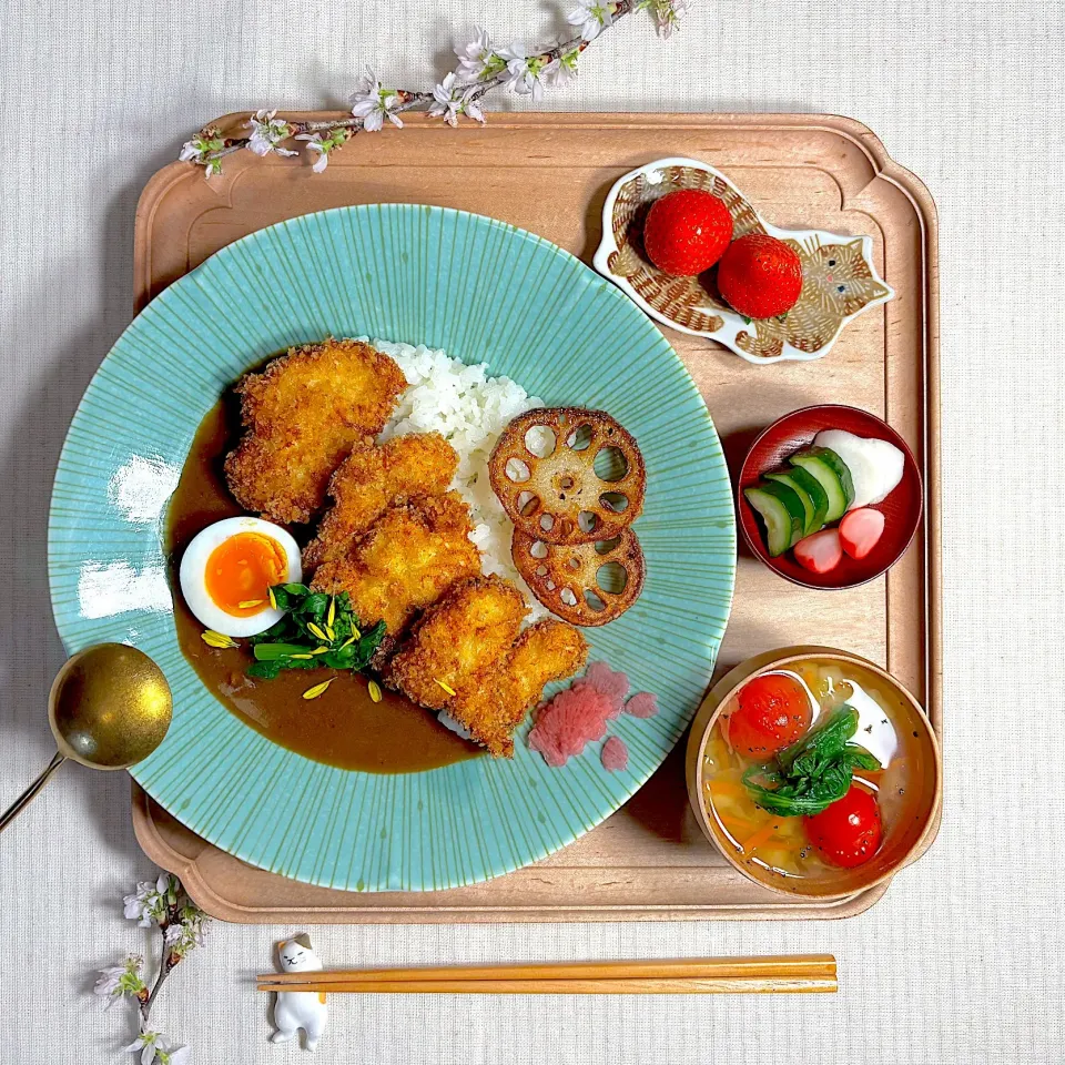 チキンカツカレーの献立|すずさん
