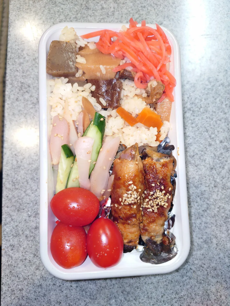 筍ご飯、ナス肉巻き、新生姜きゅうり、トマトトリュフ塩弁当4/14|まりっぺ2026さん
