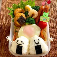 🍙焼きうどんとおにぎり弁当🍙|ヘルペイさん