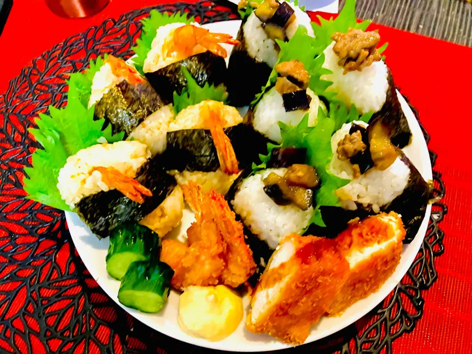 ✩.*˚おにぎりランチ🍙|ゆきえもんさん