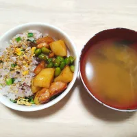 2026 0413　小松菜卵ごはん　ポテトチキン　なすとわかめのお味噌汁|いもこ。さん