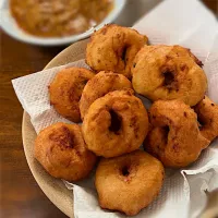 インドの揚げドーナッツ  ワダ|ななごさん