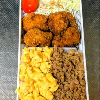 チキンカツ&二色丼弁当| 黒川克博さん