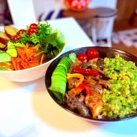 菜の花畑の冷静ラタトゥイユうどん🌼|マニラ男さん