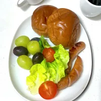 黒糖ロールパンモーニング| besさん