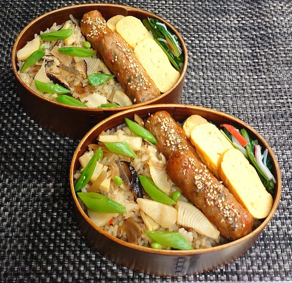 母とムスコのラブラブおソロ♪たけのこご飯乗っけ弁当|からあげビールさん