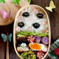 まっくろくろすけ弁当|Akiyoෆ¨̮⑅さん