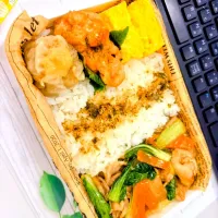 🍱🐷豚肉と青梗菜のオイスター炒め🥬🍱|TakeBooさん