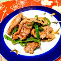 れんこんの青椒肉絲|香っちゃんさん