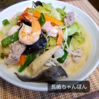 長崎ちゃんぽん( ꇐᴗꇐ )野菜モリラ〜|まぁさん