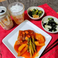 【主菜】挽肉をパックのまんま焼いたトマトジュース煮込み|シュビラさん