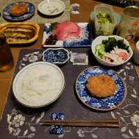 ご飯、揚げ直したお惣菜の帆立クリームコロッケ、鰯の黒酢煮、めばちまぐろの切り落とし、酢の物、野沢菜漬け、烏龍茶、みかんの缶詰、練乳かけ手作りミルクココアゼリー(夕飯)| enarinさん