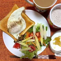 目玉焼きトースト| akkoさん