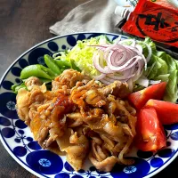 豚こまと新玉の辛みそ炒め|とんちんさん