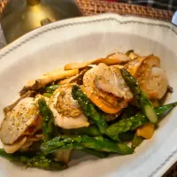 ボイル帆立とアスパラとエリンギのバター炒め|橘葵さん