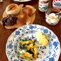 ブランチ♯生塩糀パウダー♯クリームチーズ|小松菜さん