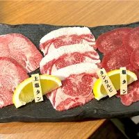 ②4月17日・［焼き肉のコース😋✨］・牛タン3種❣️（なんか珍しかった🤩笑）