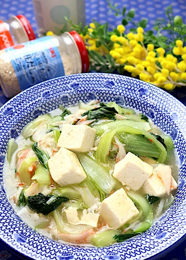 チンゲン菜 木綿豆腐 カニカマの中華煮込み|めいめいさん