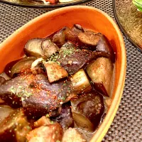 ブラウンマッシュルームと茄子のガリバタ醤油ソテー😋|＊yurika＊さん