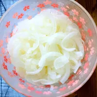 新玉ねぎのスライス　マリネ気味でつくりおき|ご飯はん♪さん