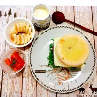 🍔昼【イングリッシュマフィンバーガー】🍔|Laniさん