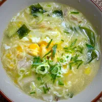 海鮮塩ラーメン🍜| すくらんぶるえっぐさん
