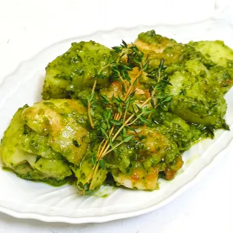 Snapdishの人気料理写真:【簡単！今が旬🎯】新じゃがと海老のジェノベーゼ😋