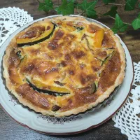 カボチャ入りホーレン草とベーコンのキッシュ