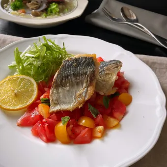 Snapdishの人気料理写真:アジソテー☆トマトバジルソース