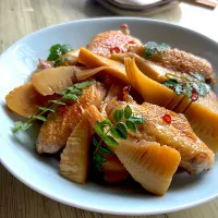 鶏手羽とたけのこの旨煮