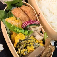 本日のお弁当〜コロッケの春色弁当|f.1125beさん