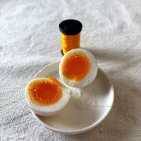 ゆで卵はミシン糸で切る🧵| かっちゃん杉さん