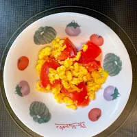 トマトと卵の炒めもの|あきたまさん