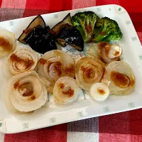 新玉ねぎのステーキ