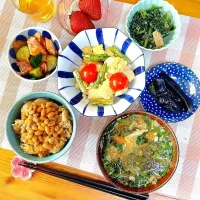 アスパラとささみと卵のマヨ醤油和え晩御飯🥢| まゆめろさん