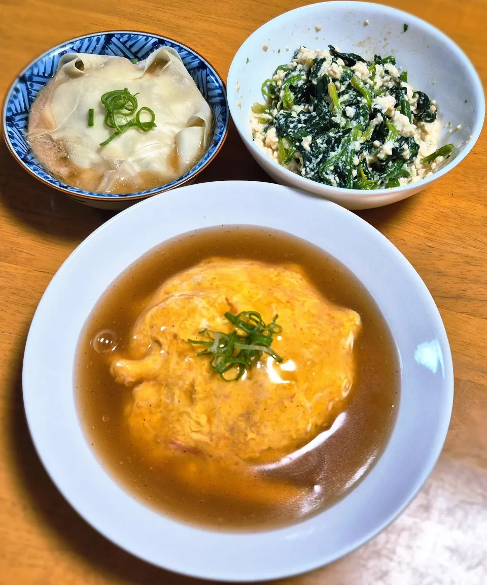 天津飯、小籠包、ほうれん草の白和え|みさん