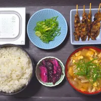 今日の朝ごはん（ごはんは千葉県産ふさおとめ、焼きあさり・はまぐり、納豆、白菜と舞茸と卵のみそ汁、しば漬け）|Mars＠釜飯作り研究中さん