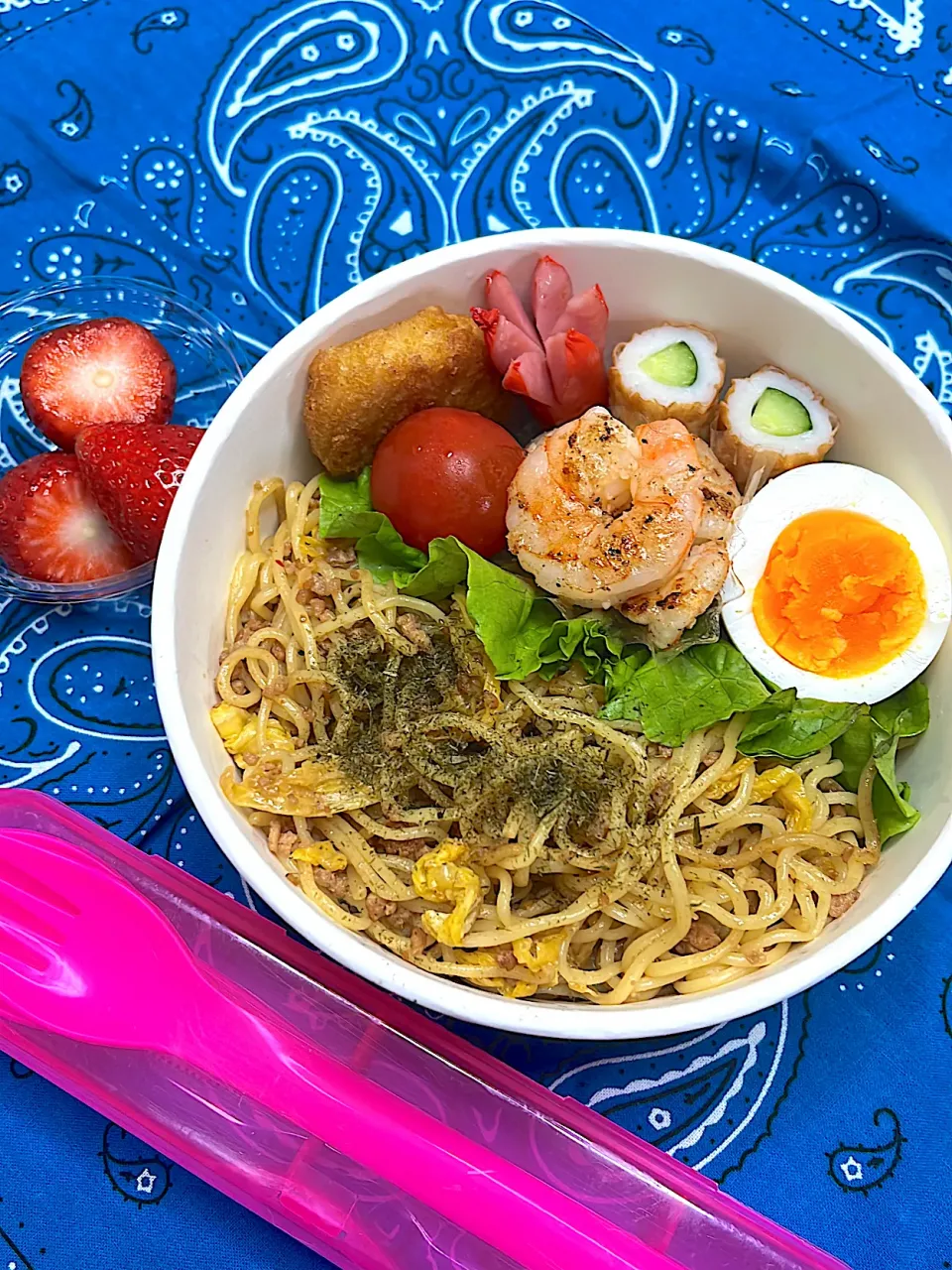 4/21 塩焼きそば&ガーリックシュリンプ弁当|JUNe28さん