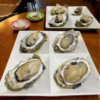殻付き焼き牡蠣🦪レンチン♪| henryさん