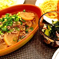 大根のそぼろ煮と酢の物（アジフライ付き🐟）😋|＊yurika＊さん