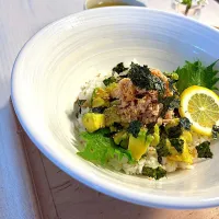 梅アボカド丼| すずさん