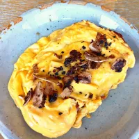 LATTE GRAPHIC　トリュフスクランブルのスモーブロー|豆大福さん