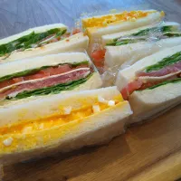 サンドイッチ|古尾谷りかこさん