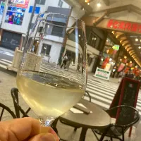 今日の晩ご飯@「ワイン  渡辺」in大須商店街⑤  ぼくの2杯目の白ワイン　（実況中継中）| なびさん