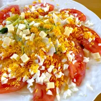 スライストマトとチーズのミモザサラダ🥗|さらっと🍀さん