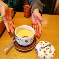 「宝善亭」さんの「旬小箱」の茶碗蒸し|はやとさん